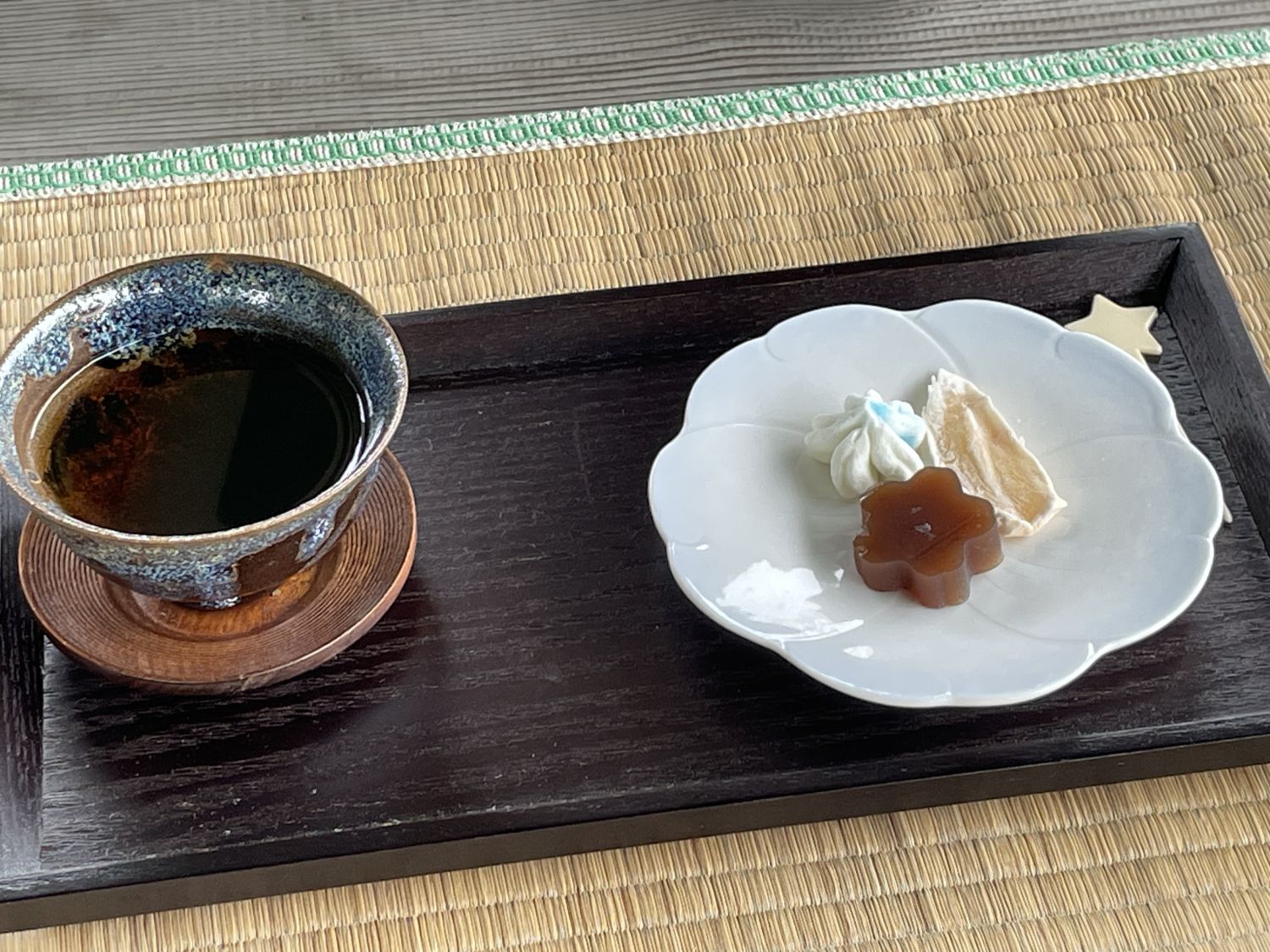 10. 차문화체험_차&다식(클로즈업).jpg